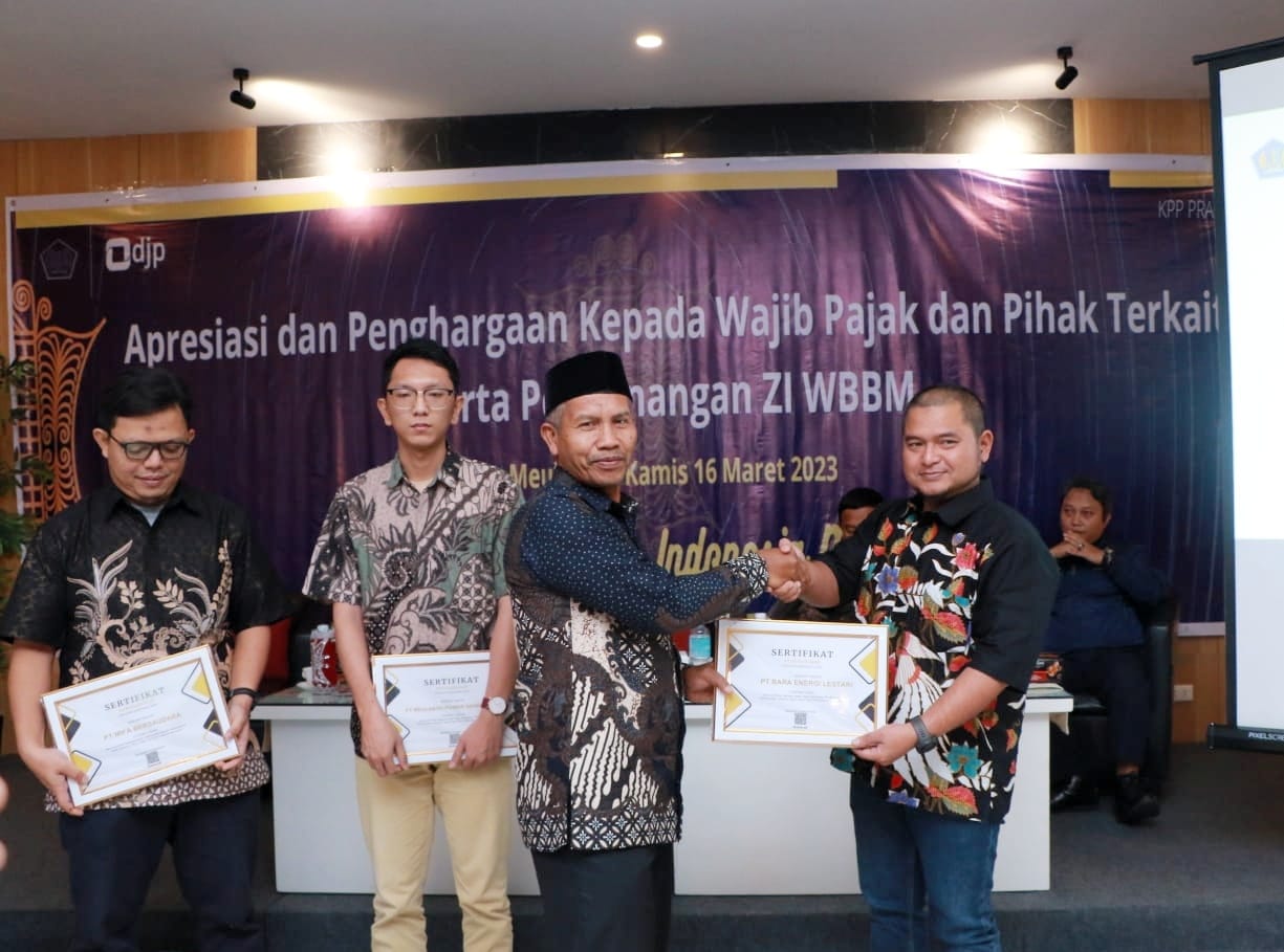 Pemkab Aceh Barat Raih Dua Penghargaan Dari KPP Pratama Meulaboh