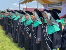 Dayah Inti Darul Aitami Meulaboh Wisuda 76 Santri