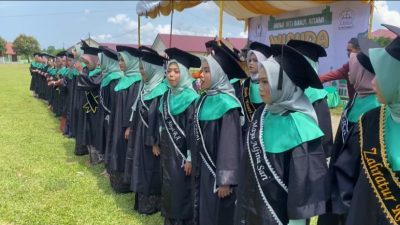 Dayah Inti Darul Aitami Meulaboh Wisuda 76 Santri
