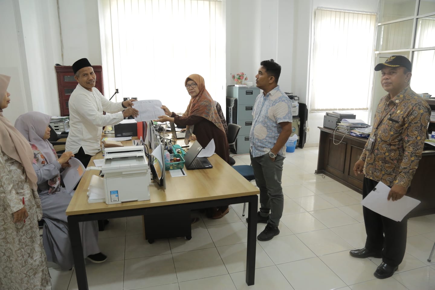 Sekda Aceh Barat Sidak Seluruh SKPK Sekda Aceh Barat Sidak Seluruh SKPK