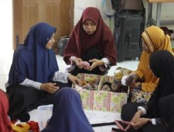 Pemkab Aceh Besar Berikan Pelatihan Komputer dan Menjahit untuk Santri