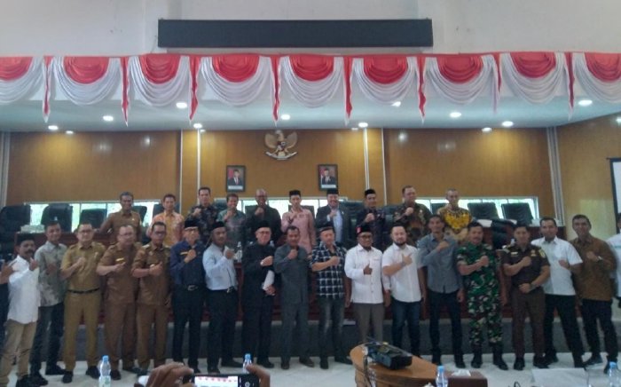 Wakil Ketua DPRA Buka Sosialisasi Draft Perubahan UUPA di Aceh Jaya