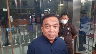 KPK Cekal Eks Gubernur Aceh Irwandi Yusuf ke Luar Negeri