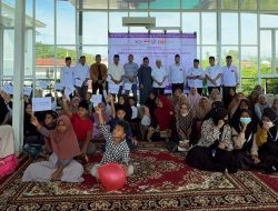RQV Indonesia Bersama Hayrat Yardim Turki Salurkan Beasiswa di Pidie Jaya