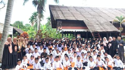Kegiatan Outbound, Santri Bazla Institut Kunjungi Rumoh Cut Meutia