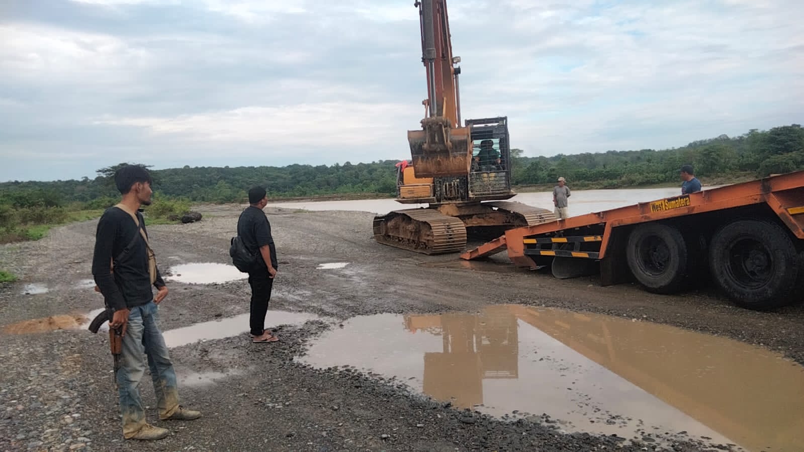 Enam Penambang Emas Ilegal Ditangkap Polisi