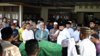 Innalillahi Wainna Ilaihi Rajiun, Camat Lhoknga Tutup Usia