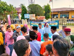 Berkah Ramadhan, Komunitas Peduli Matangkuli Bagi-bagi Takjil