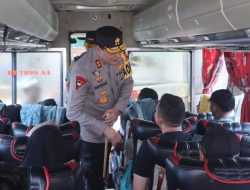 Kapolda dan Forkopimda Aceh Lepas Kendaraan Balik Mudik Gratis di Terminal Batoh