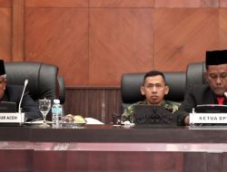 Sekda Aceh Hadiri Paripurna DPRA Bahas APBA 2022