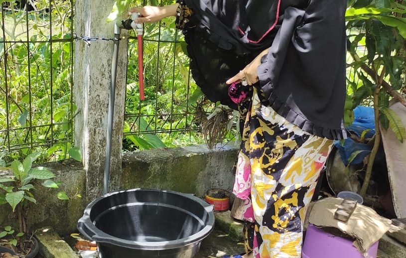 PDAM Hentikan Suplai, Lima Hari Terakhir Warga Meulaboh Kesulitan Dapat Air Bersih