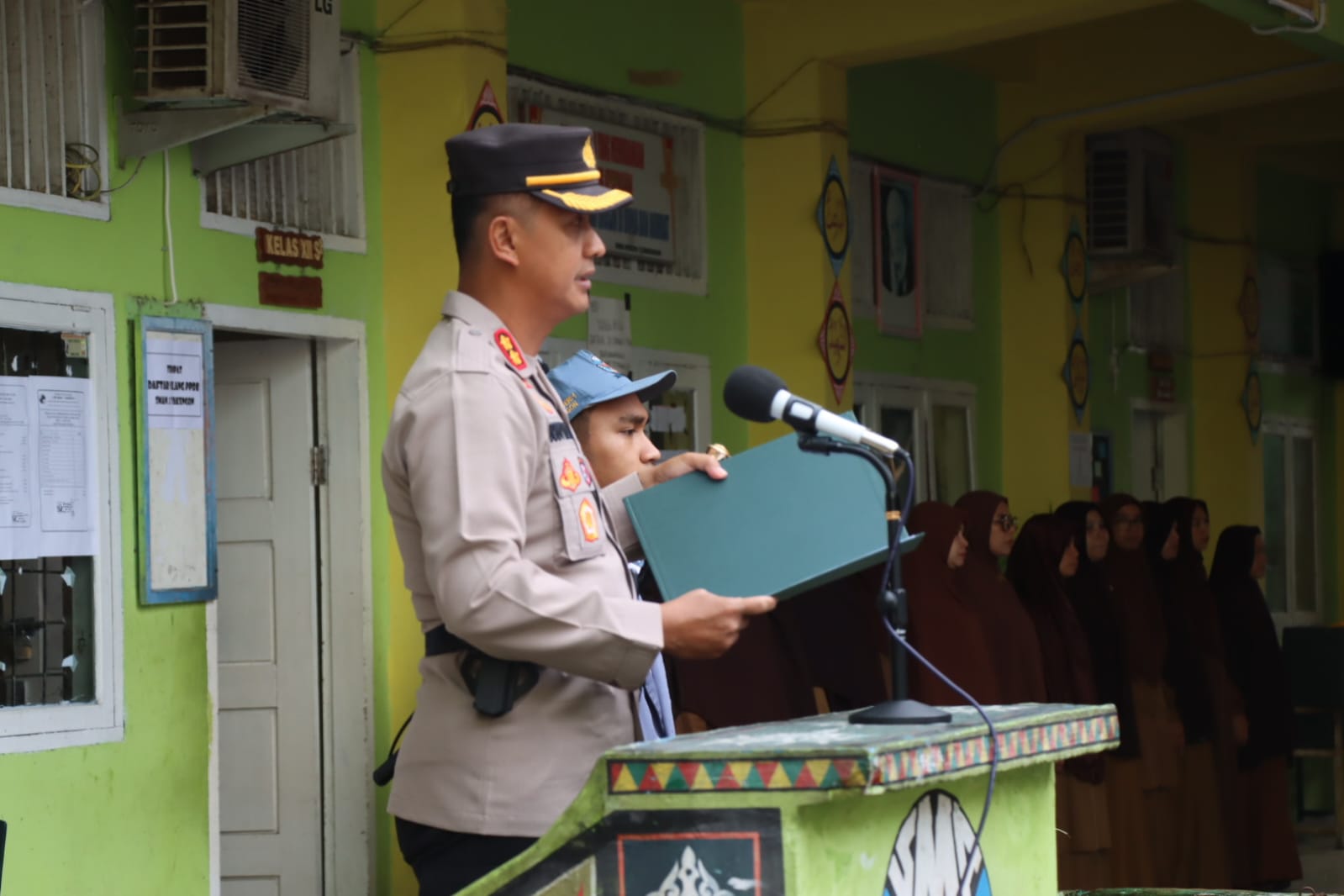 Kapolres Aceh Tengah Ingatkan Siswa Soal Informasi Bohong
