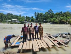 Kunjungi Desa Paling Terisolir, Pj Bupati Aceh Barat Upayakan Perbaikan Infrastruktur Jalan