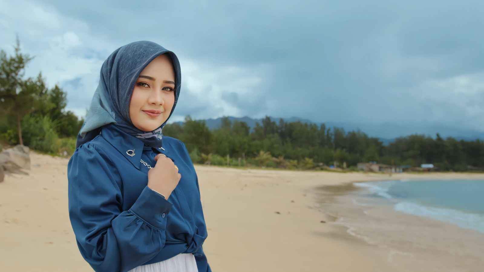 Cut Zuhra Luncurkan Mini Album, ‘Sorry Ya Mantan’ Jadi Single Andalan