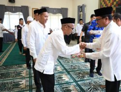 Pemkab Aceh Utara Peusijuek ASN Yang Berangkat ke Tanah Suci