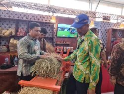 Penas-KTNA XVI Padang, Disnak Aceh Pamerkan Mesin Press Jerami Portabel