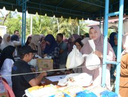 Ratusan Warga 15 Gampong di Kecamatan Kuta Malaka Padati Pasar Murah
