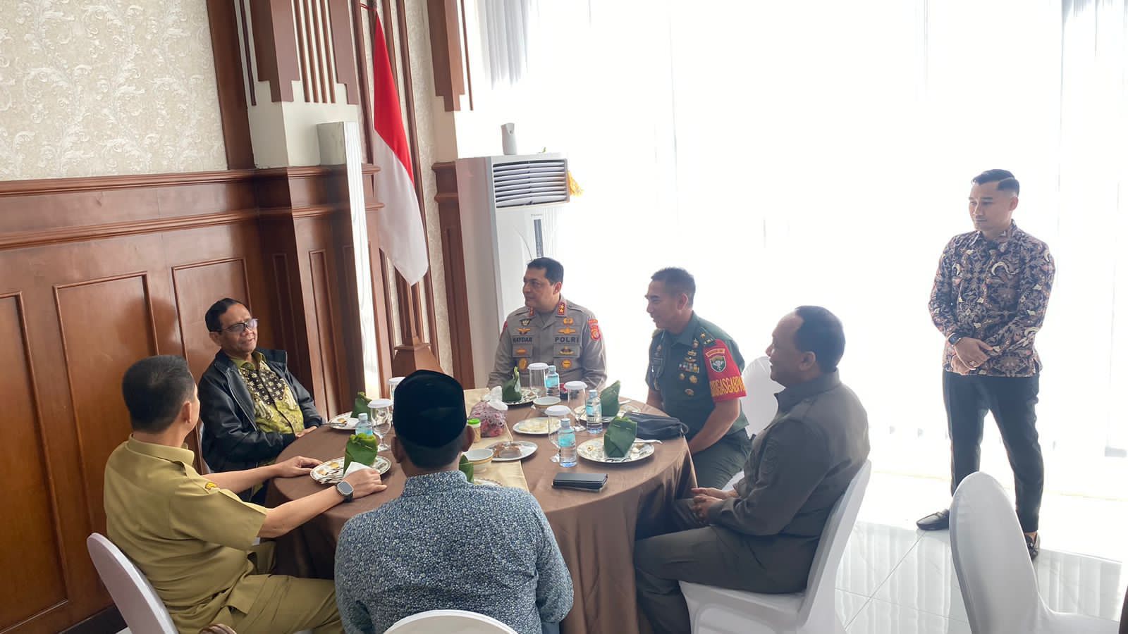 Menko Polhukam Mahfud MD Tiba di Banda Aceh