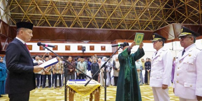 Lantik Dua Pj Kepala Daerah, Ini Pesan Penjabat Gubernur Aceh Lantik Dua Pj Kepala Daerah, Ini Pesan Penjabat Gubernur Aceh