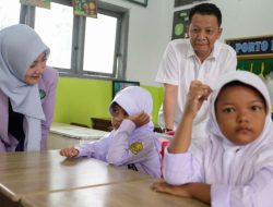 Penjabat Gubernur dan Bunda PAUD Aceh Tinjau SDN 1 Banda Aceh