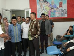 Pj Gubernur Achmad Marzuki Dampingi Kunjungan JK ke PMI Banda Aceh
