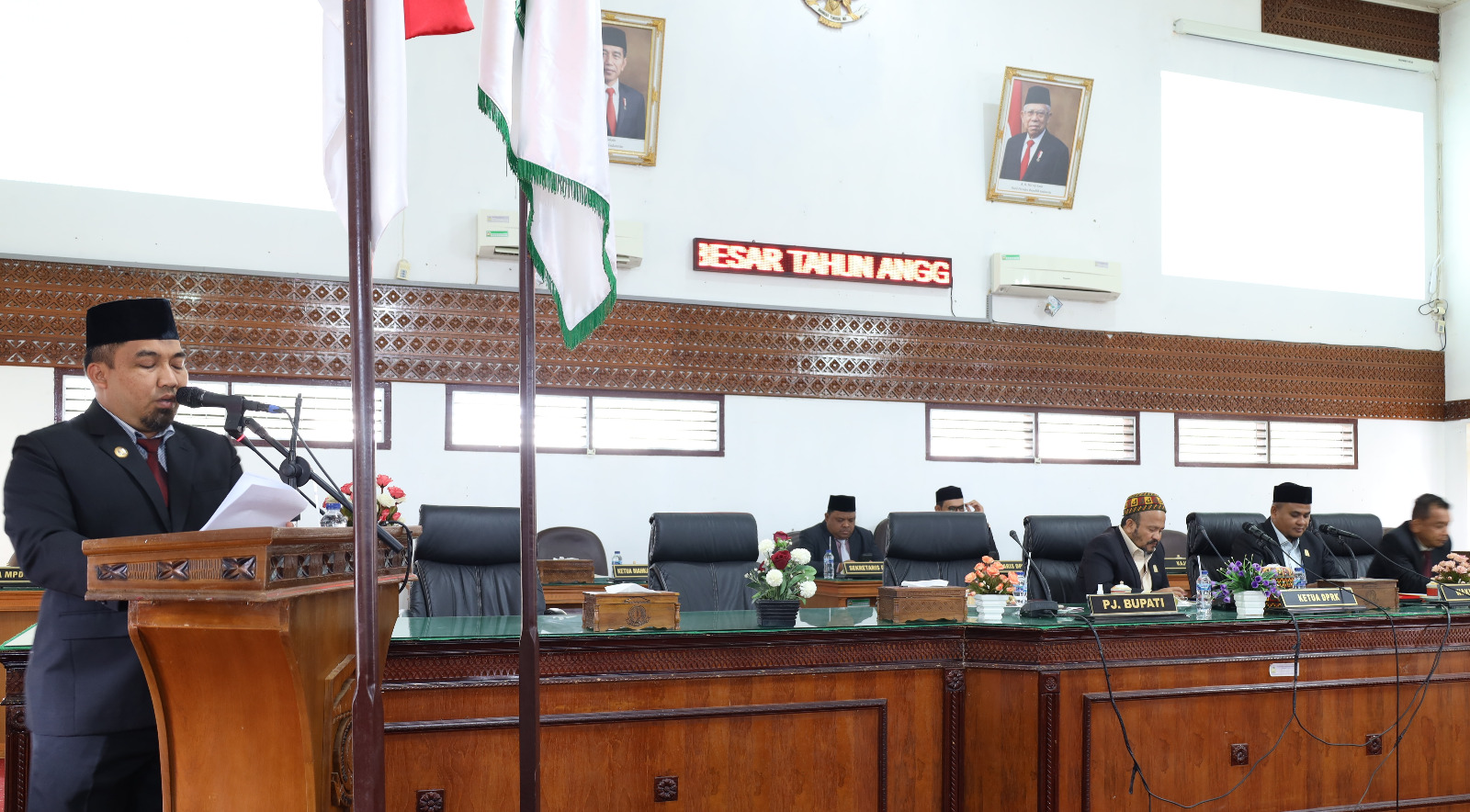 Pj Bupati Aceh Besar akan Berikan Reward Untuk OPD yang Capai Target PAD