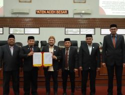 Seluruh Fraksi DPRK Terima LKPJ Bupati Aceh Besar Tahun 2022