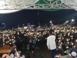 Diguyur Hujan Deras, Belasan Ribu Jamaah Tetap Bertahan Dengarkan Tabligh Akbar UAS di Lhokseumawe