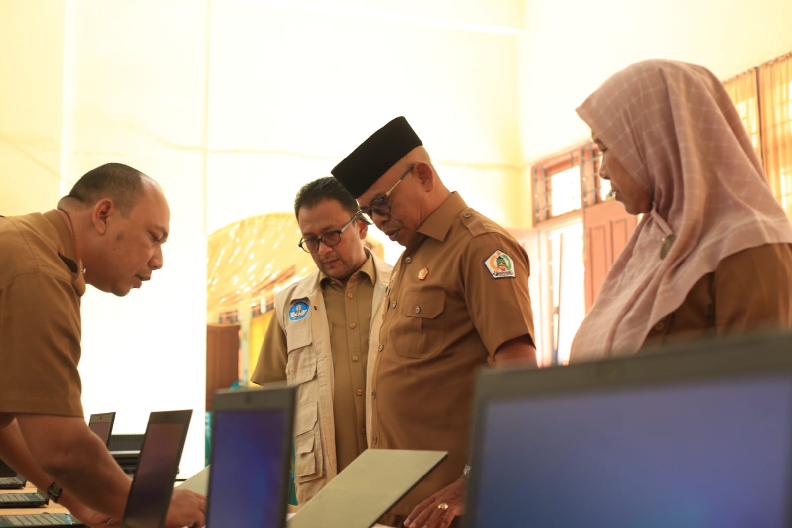 Sekda Aceh Utara Pantau Asesmen Nasional di SMA dan Jenjang Kesetaraan