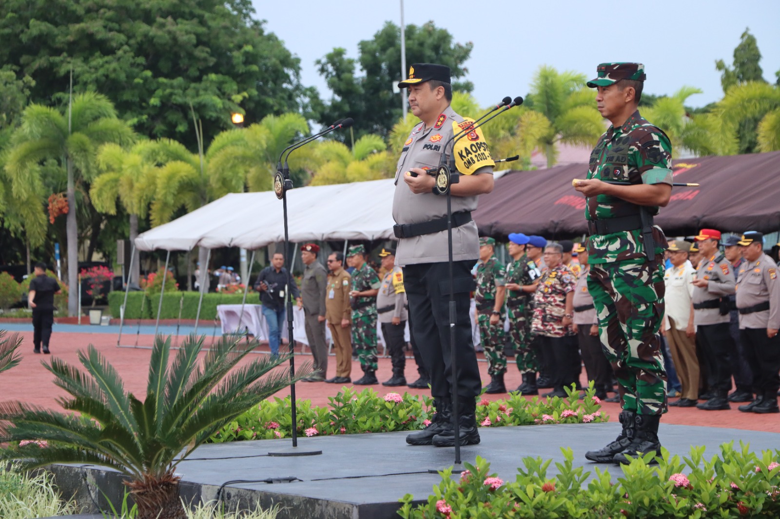 Kapolda Aceh dan Pangdam IM Pimpin Apel Gelar Pasukan Ops Mantap Brata Seulawah