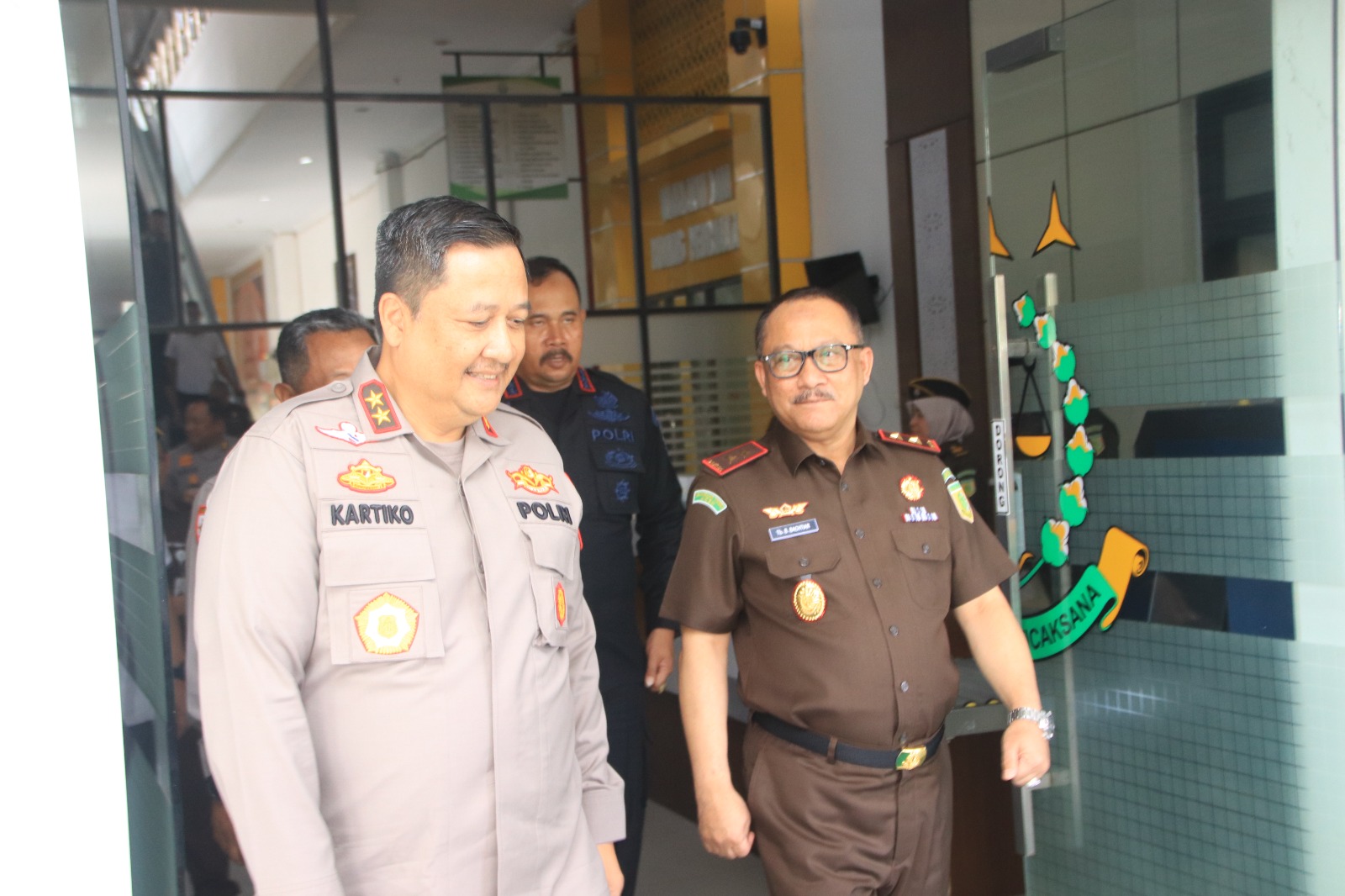 Kapolda Aceh Bahas Penegakan Hukum Dengan Kajati