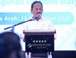 Asisten II Buka Seminar Nasional Kelistrikan dalam Rangka Hari Listrik Nasional ke-78
