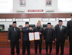 Seluruh Fraksi DPRK Aceh Besar Sepakati APBK 2024