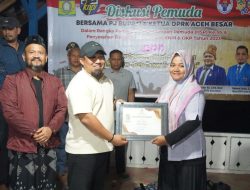 Pj Bupati Iswanto Serahkan Penghargaan Pemuda Inovatif Tahun 2023