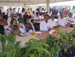 Distabun Aceh Gelar Pasar Tani