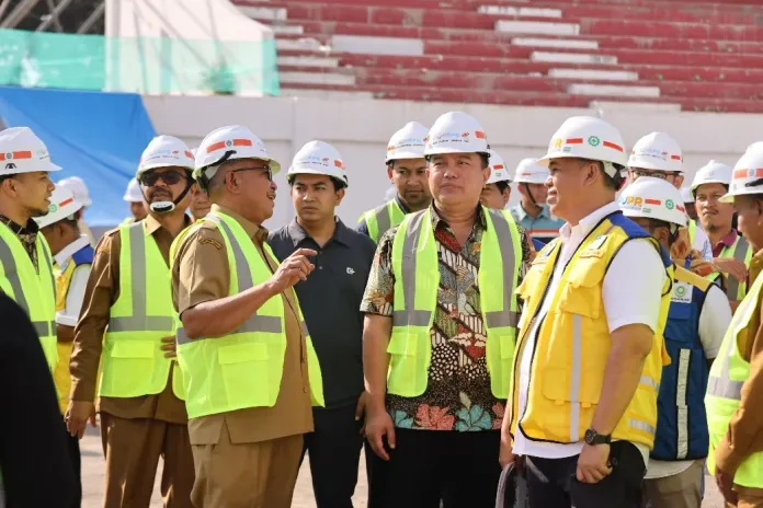 Pj Gubernur Dampingi Irjen Kemendagri Tinjau Stadion Lhong Raya