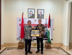 Pemkab Aceh Barat Salurkan Bantuan Kemanusiaan Rp 542Juta untuk Palestina