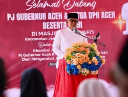 Pesan Pj Gubernur Bustami Saat Di Peusijuek Tokoh Jeunieb Bireuen