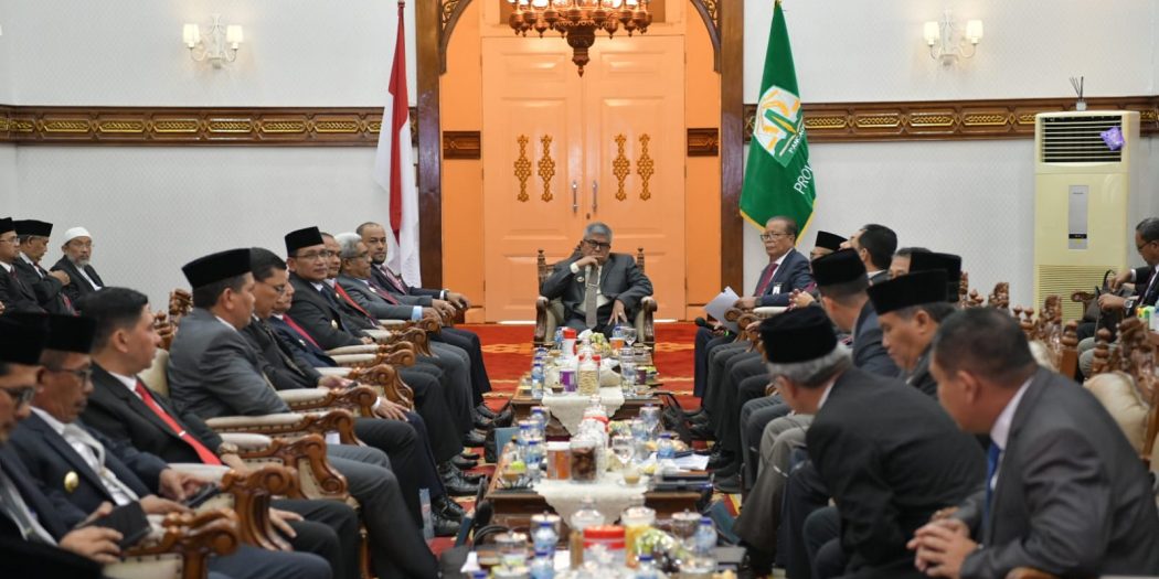 Pimpin RUPS, Pj Gubernur: Bank Aceh harus Berperan Aktif Sukseskan PON XXI