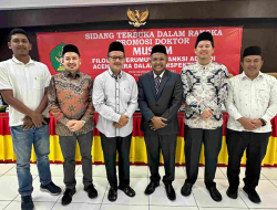Tgk Muslem Hamdani Aktivis Dayah Raih Gelar Doktor Fiqh Modern di UIN Ar-Raniry