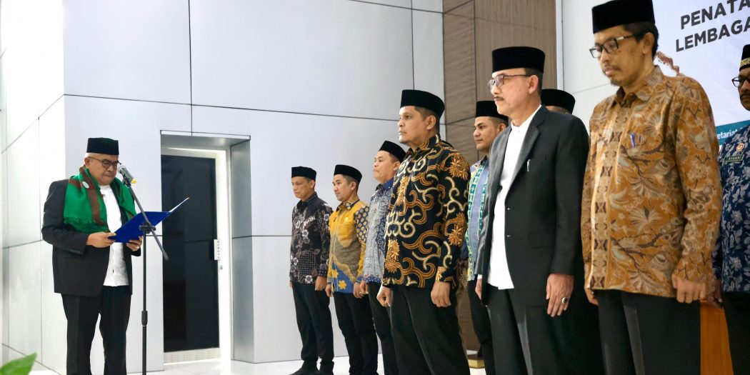 Tim Pengawas Sistem Jaminan Produk Halal MPU Aceh Dikukuhkan
