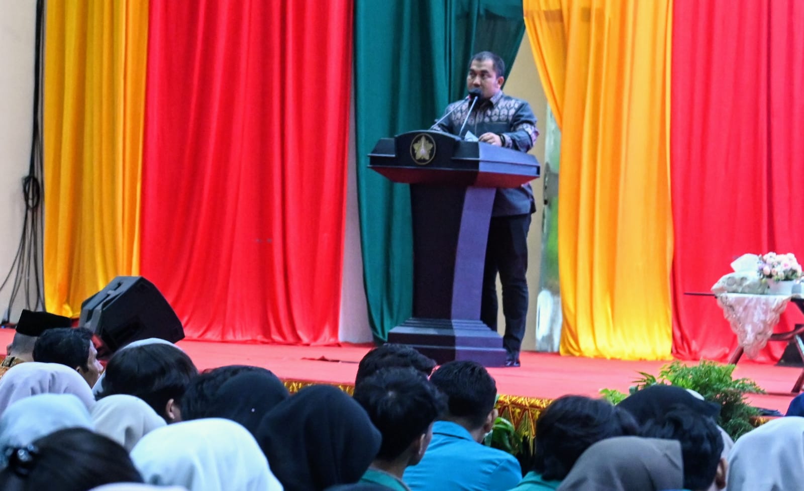 Pj Bupati Aceh Besar Ikut Bekali Mahasiswa KKN USK