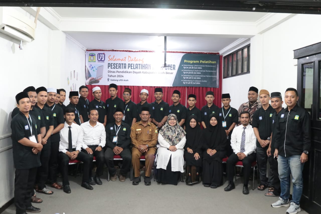 Santri Dayah di Aceh Besar Ikuti Pelatihan Komputer dan Desain Grafis