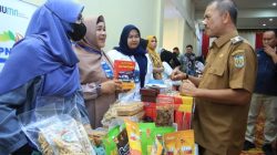 Pelaku UMKM Banda Aceh Diminta Manfaatkan Momentum PON XXI Pelaku UMKM Banda Aceh Diminta Manfaatkan Momentum PON XXI