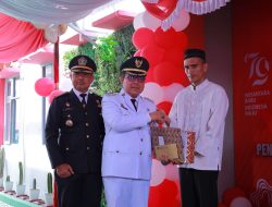 Pj Bupati Aceh Barat Serahkan Remisi Umum Bagi Napi di Lapas Meulaboh