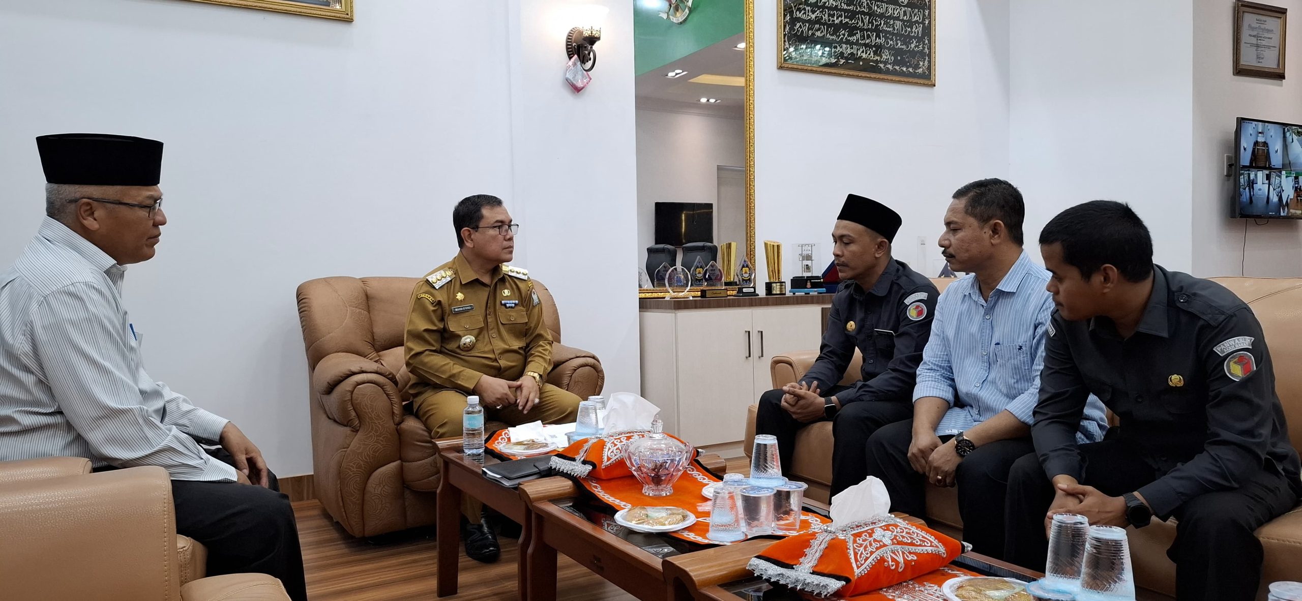 Pj Bupati Aceh Barat Apresiasi Integritas Bawaslu