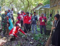 Ratusan ASN dan Masyarakat Gelar Satu Jam Memungut Sampah di Makam Panglima Polem