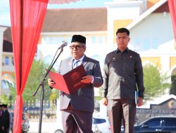 Pj Bupati Mahyuzar Pembina Upacara Memperingati Hari Pahlawan 