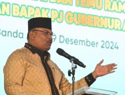 Pj Gubernur Safrizal Ingatkan Bank Aceh Jangan Anti Kritik