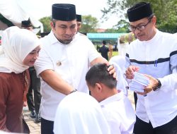 Pemkab Aceh Besar Santuni 92 Anak Yatim Saat Maulid Akbar